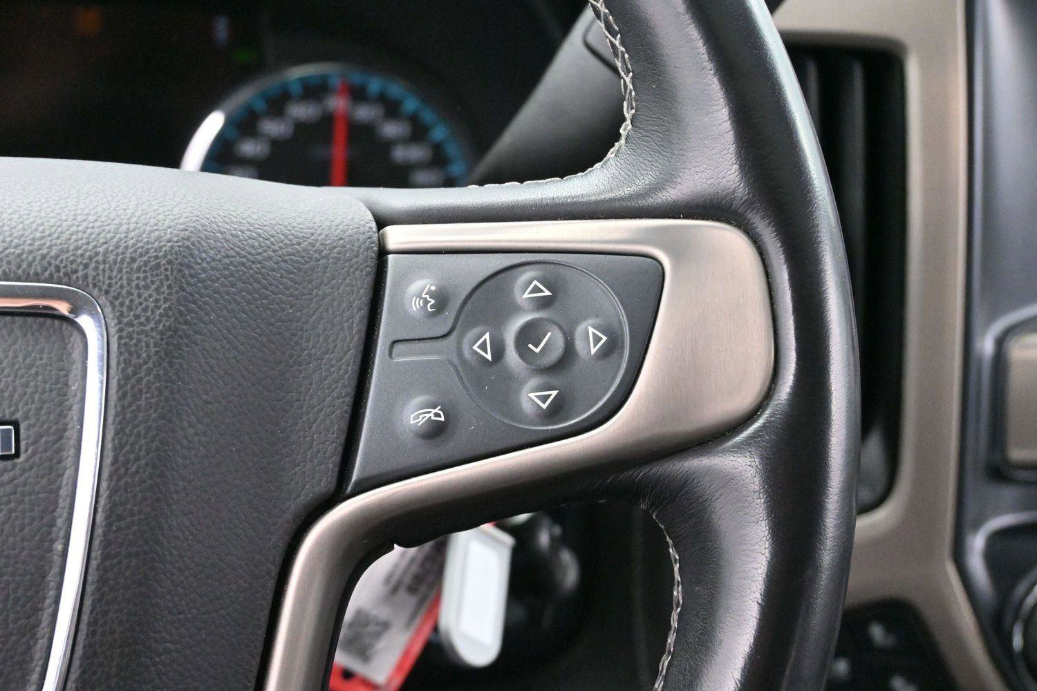 Used 2019 GMC Sierra 2500 Denali w/ Duramax Plus Package AWD/4WD image 16