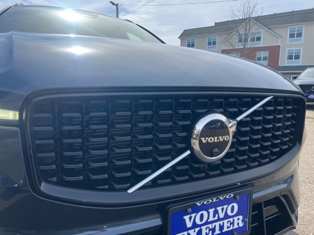 Certified 2023 Volvo XC60 B6 Ultimate w/ Protection Package Premier image 15
