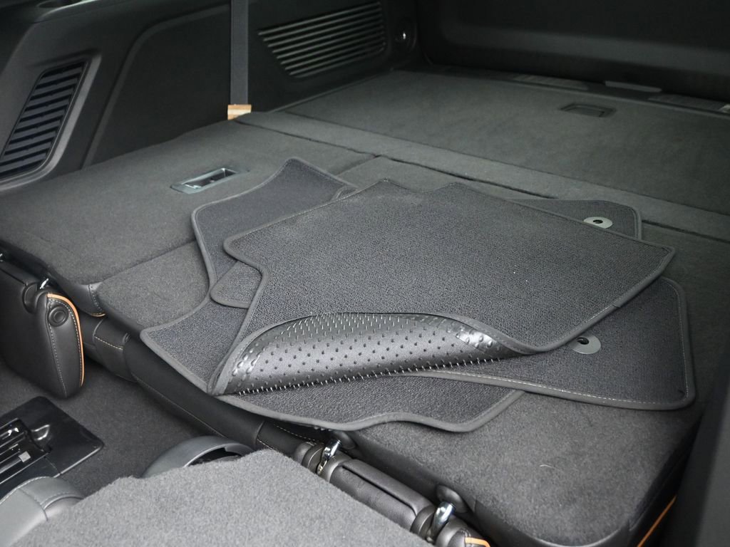 Used 2022 GMC Yukon AT4 w/ Max Trailering Package image 15