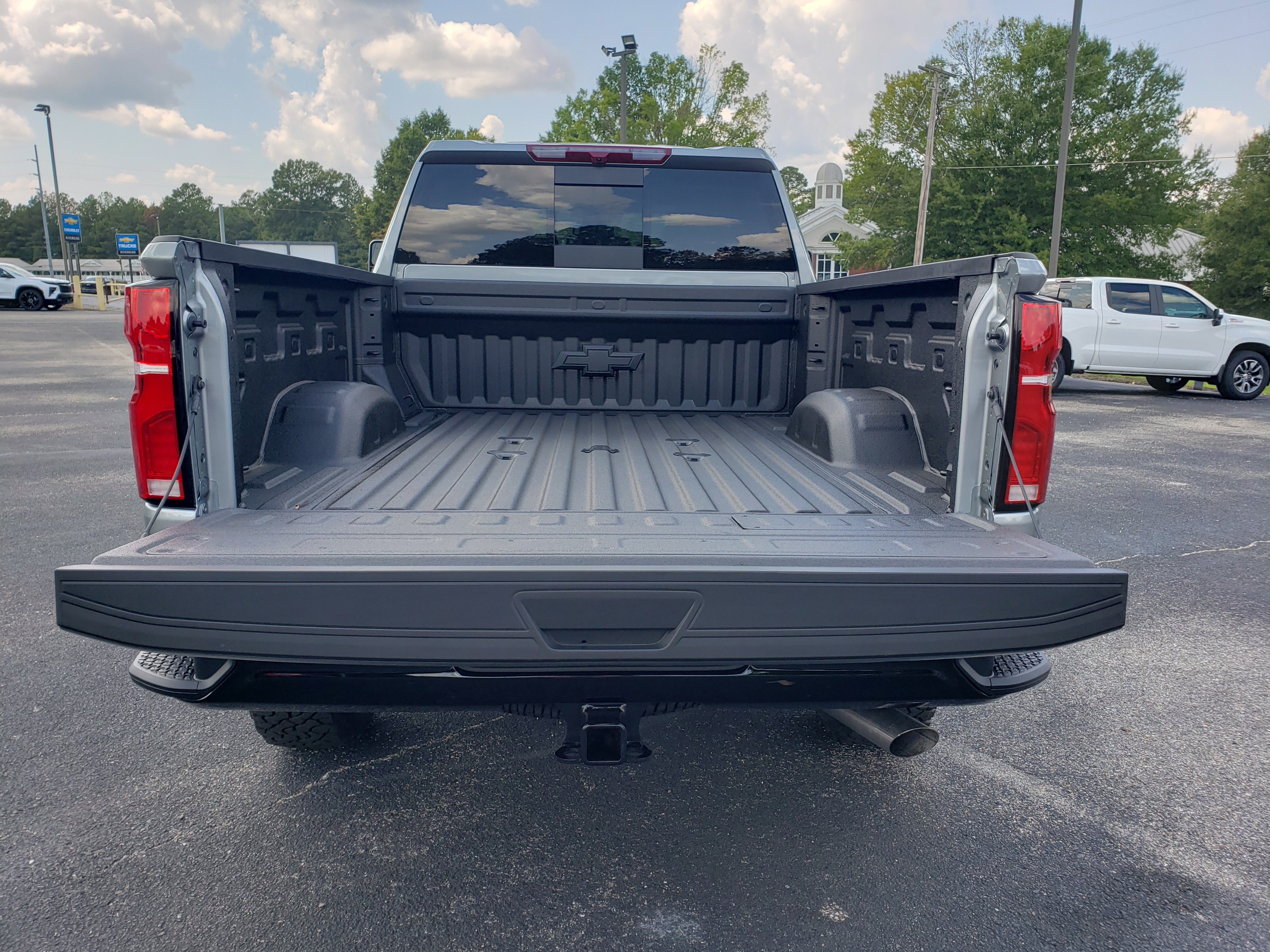 New 2026 Chevrolet Silverado 2500 LT w/ Trail Boss Package AWD/4WD image 9