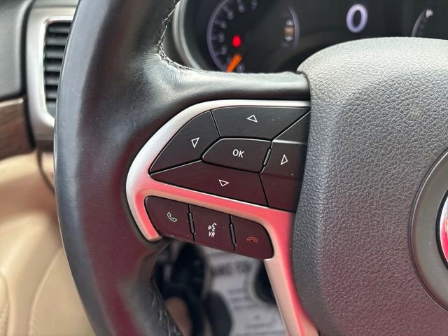 Used 2018 Jeep Grand Cherokee Laredo image 23