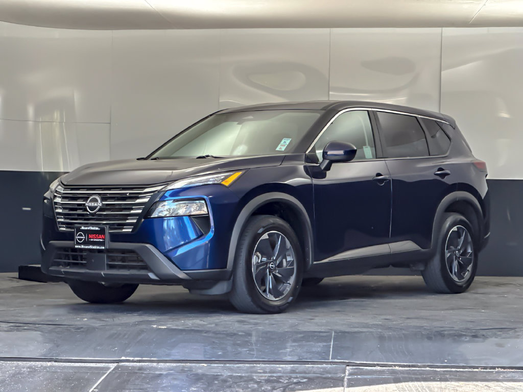 Used 2025 Nissan Rogue SV FWD image 7