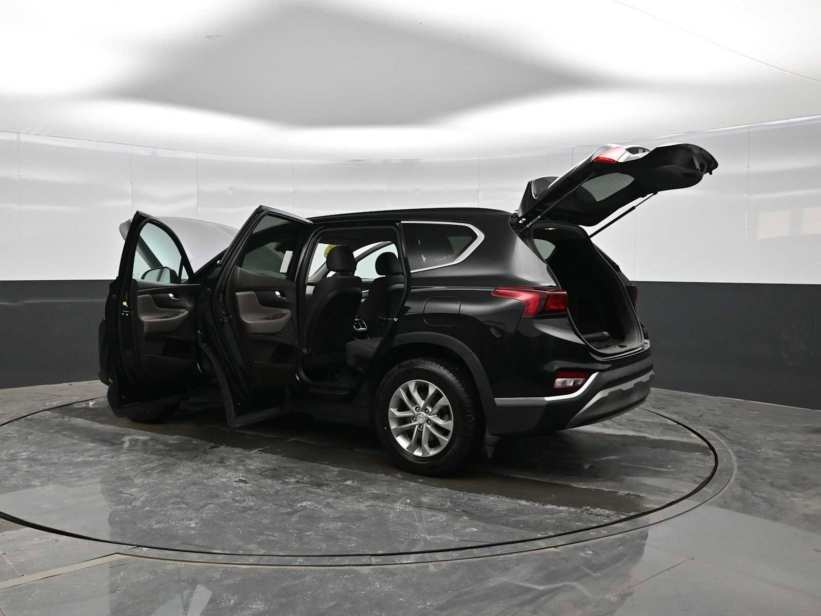 Used 2020 Hyundai Santa Fe SE image 44