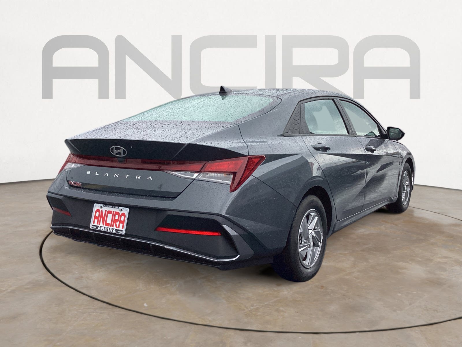 Used 2024 Hyundai Elantra SE FWD image 14