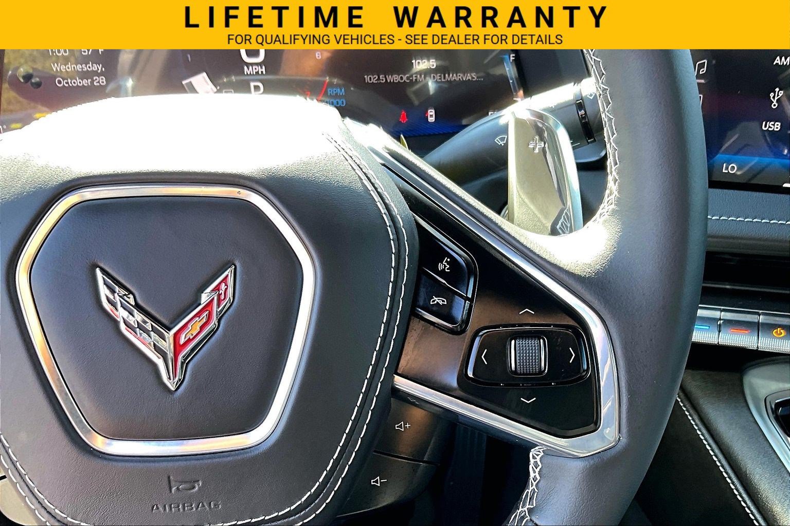 Used 2026 Chevrolet Corvette Stingray Convertible w/ 1LT RWD image 23