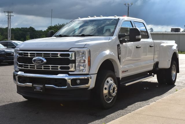 Used 2023 Ford F450 XLT w/ Camper Package AWD/4WD image 15