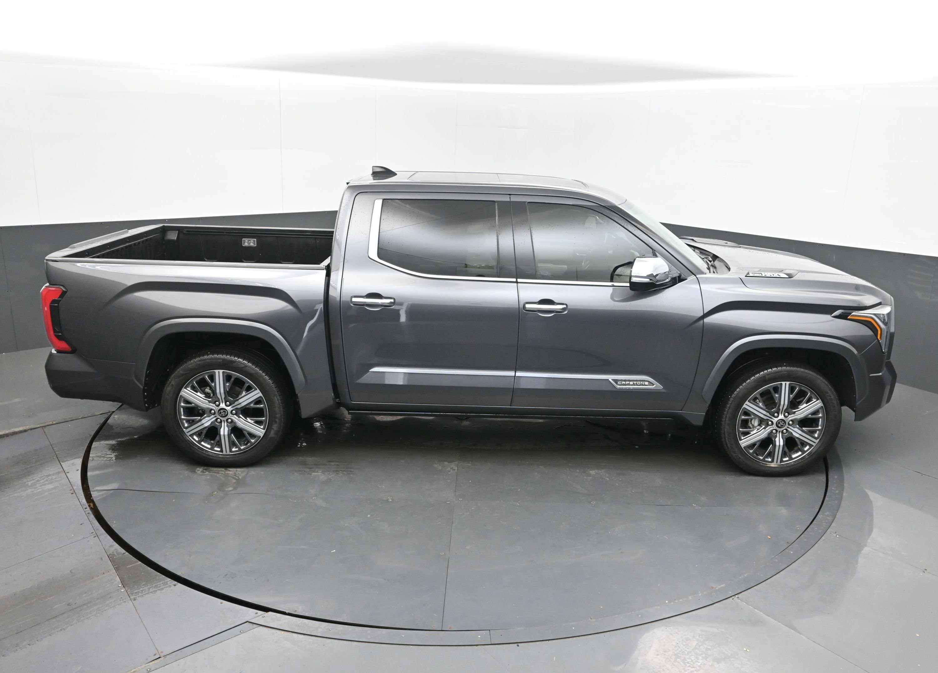 Used 2023 Toyota Tundra Capstone image 36