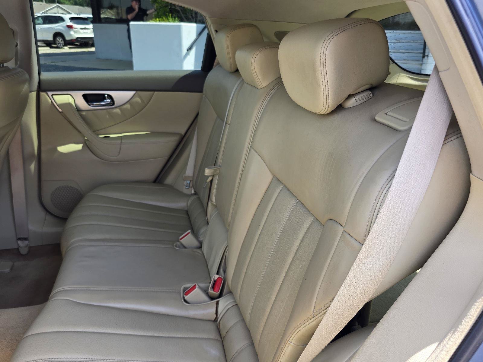 Used 2017 INFINITI QX70 2WD w/ Premium Package image 39