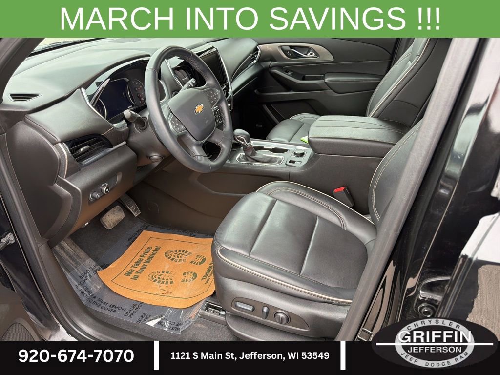 Used 2023 Chevrolet Traverse Premier image 13