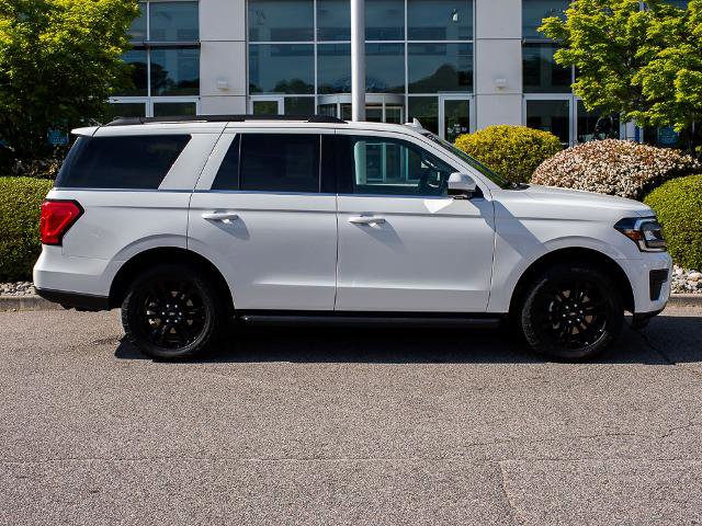Certified 2024 Ford Expedition XLT image 1