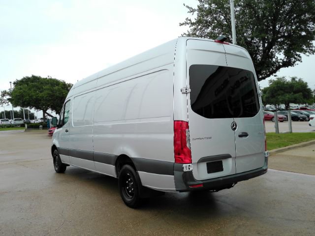 Used 2021 Mercedes-Benz Sprinter 3500 image 14
