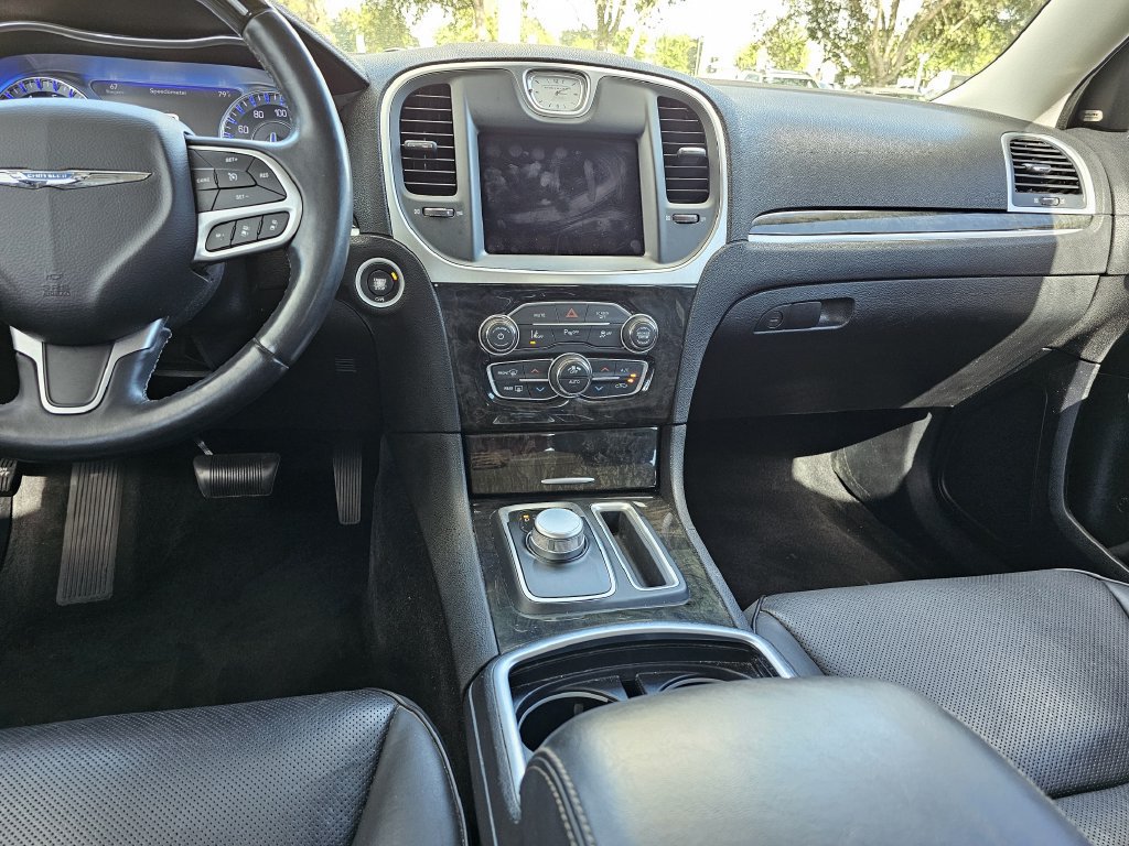 Used 2018 Chrysler 300 Limited w/ Safetytec Plus Group RWD image 13