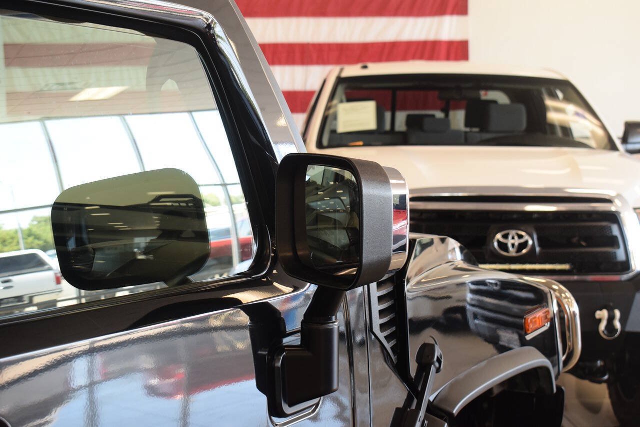 Used 2003 HUMMER H2 w/ Preferred Equipment Group AWD/4WD image 21