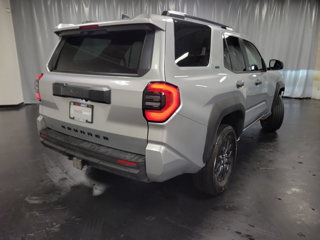 Used 2025 Toyota 4Runner SR5 AWD/4WD image 8