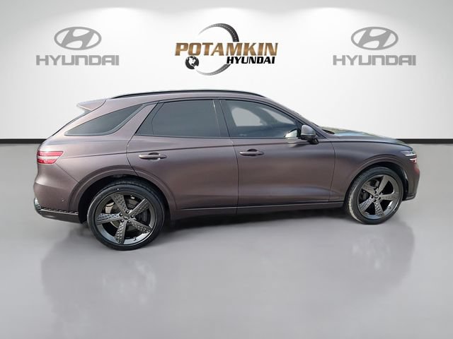 Used 2023 Genesis GV70 3.5T Sport w/ Sport Prestige Package AWD/4WD image 4