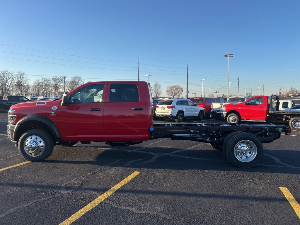 New 2026 RAM 5500 Tradesman AWD/4WD image 4