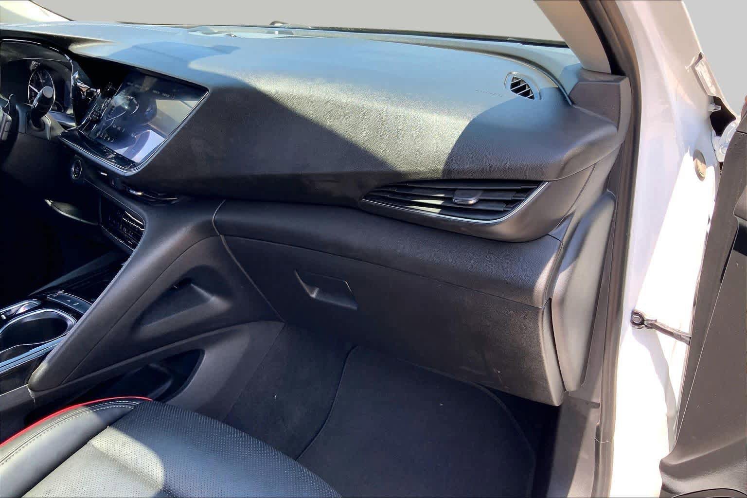 Used 2023 Buick Envision Essence w/ Sport Touring Package FWD image 19