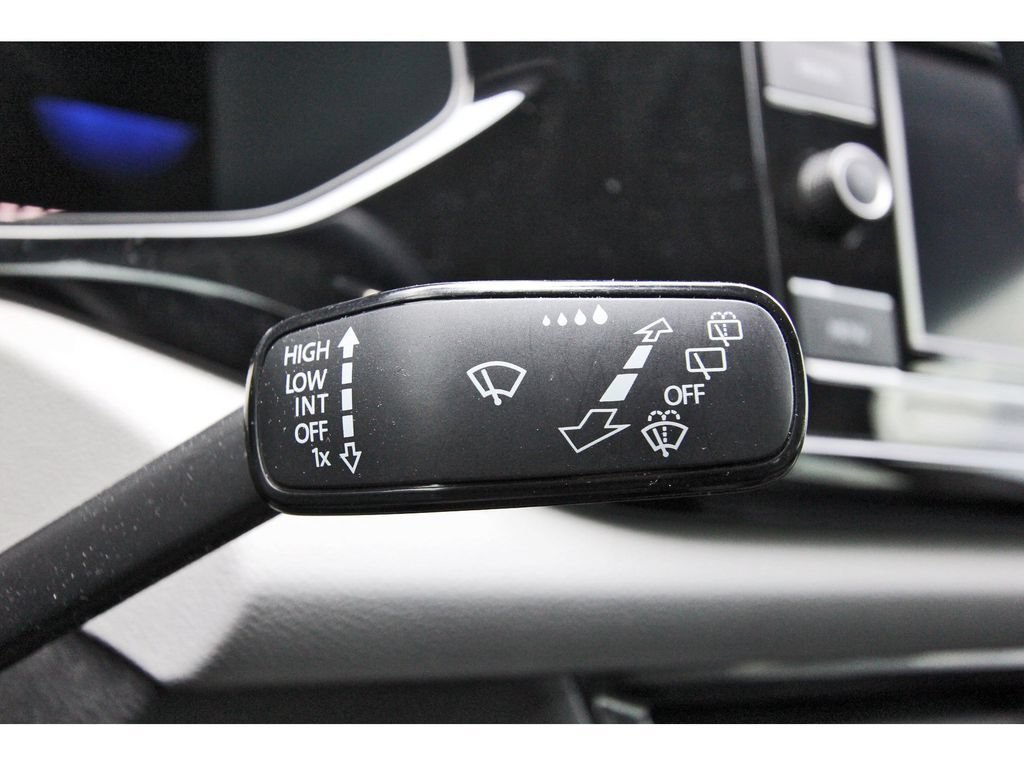 Certified 2024 Volkswagen Taos S AWD/4WD image 18