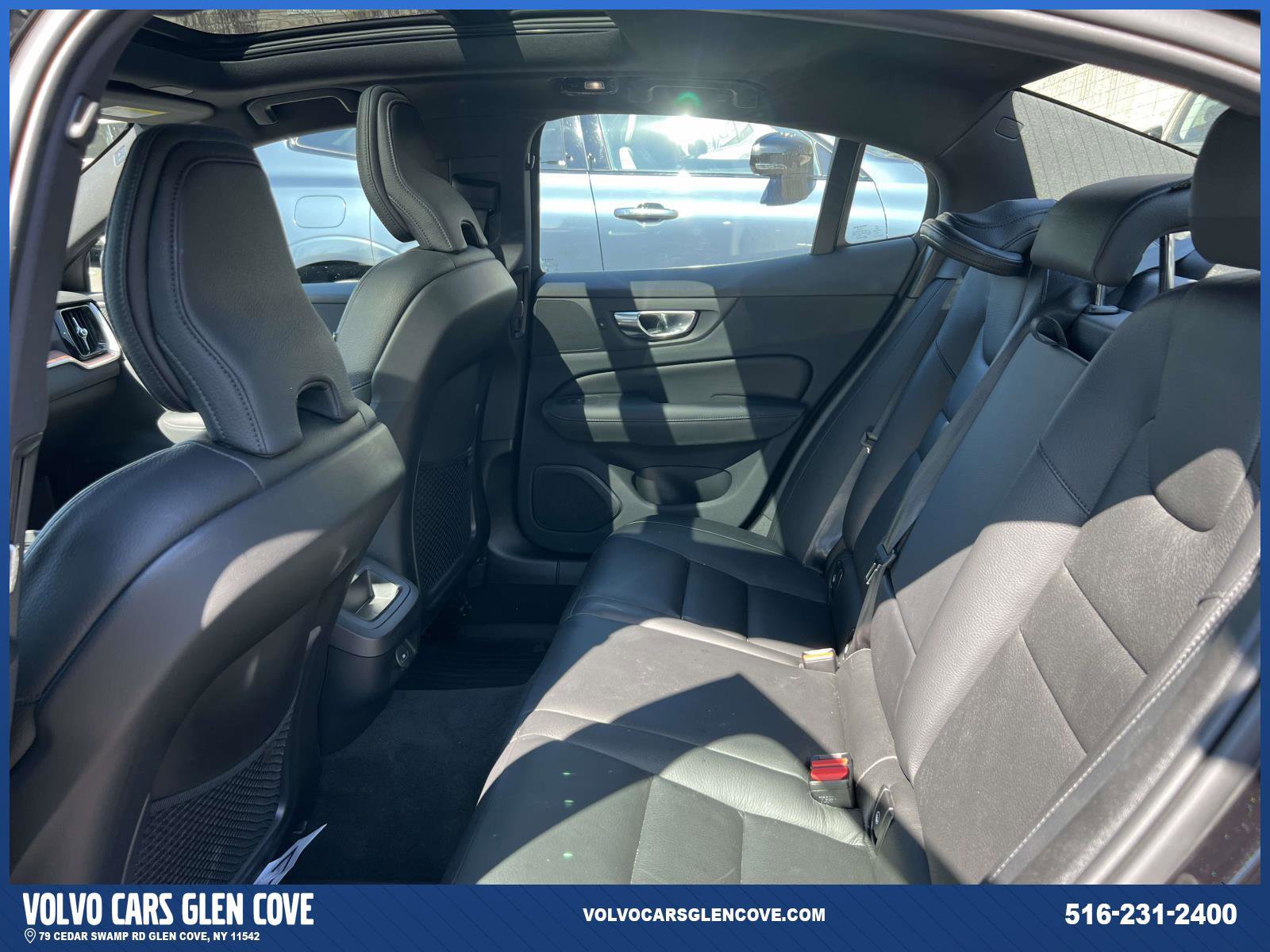 Used 2023 Volvo S60 B5 Plus w/ Climate Package image 9