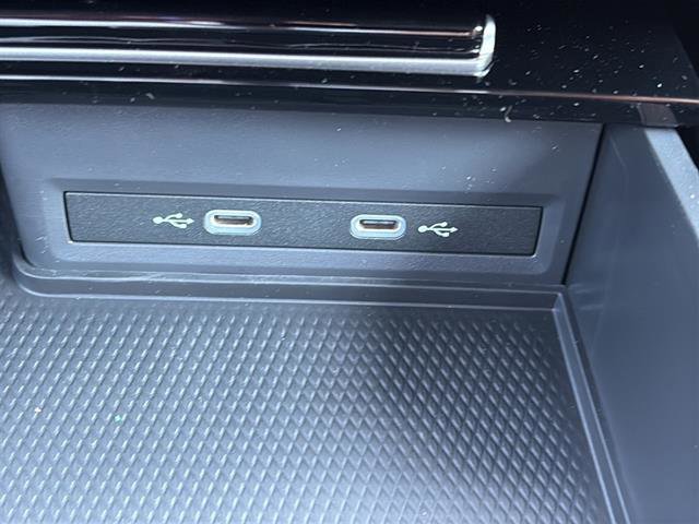 New 2026 Volkswagen Atlas Cross Sport SEL R-Line image 26