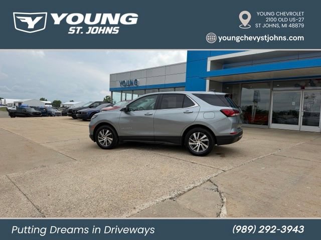 Used 2024 Chevrolet Equinox LT w/ LPO, Floor Liner Package AWD/4WD image 3