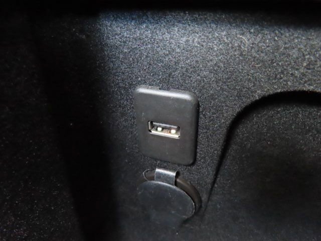 Used 2010 Chevrolet Tahoe LS w/ Interior Plus Package image 24