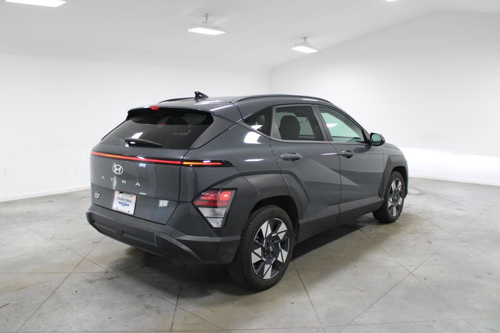 Used 2024 Hyundai Kona SEL image 9