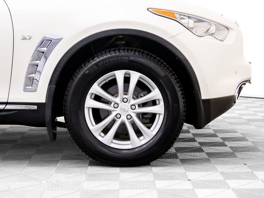 Used 2017 INFINITI QX70 AWD w/ Premium Package image 36
