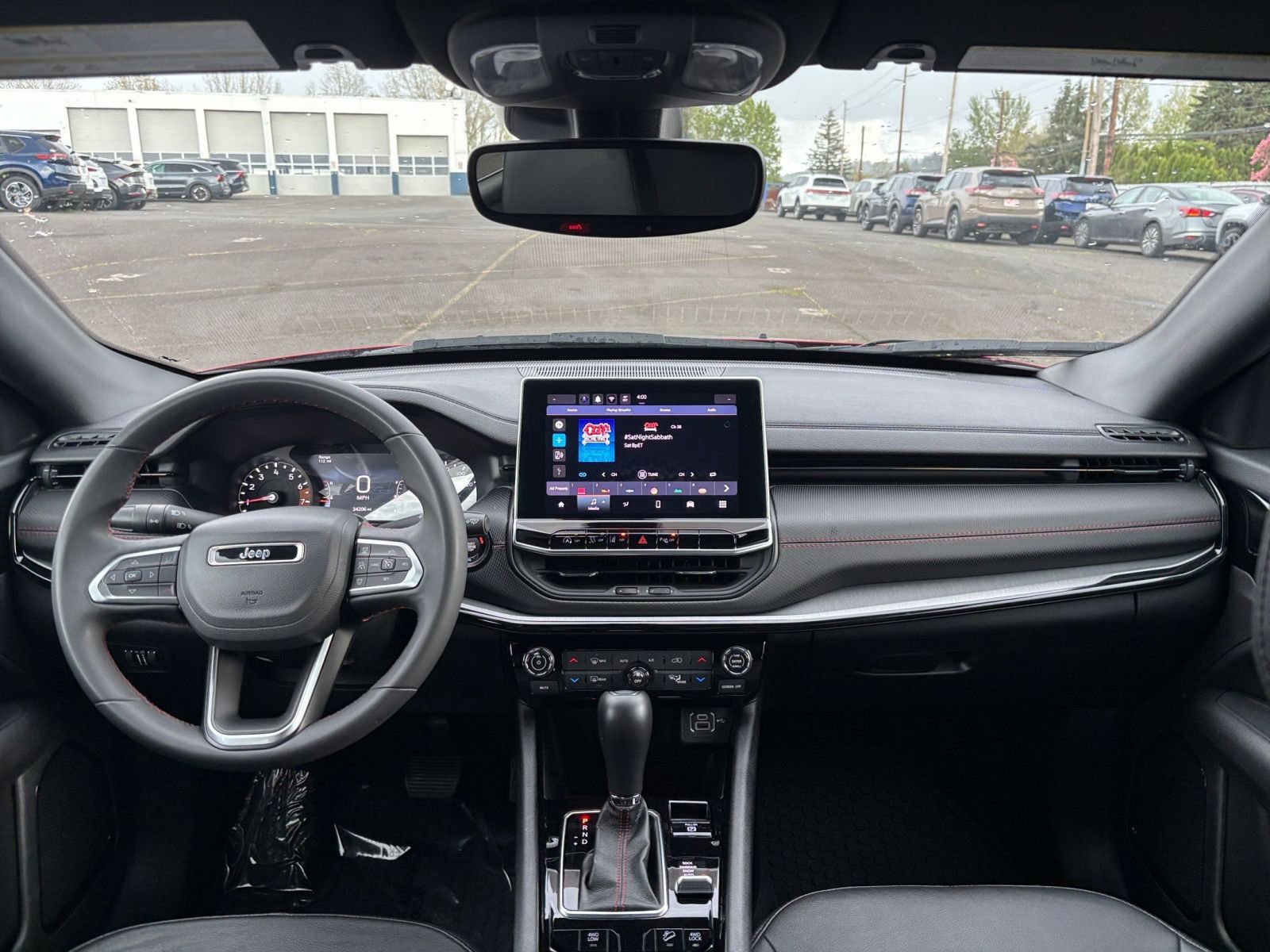 Used 2025 Jeep Compass Trailhawk image 33