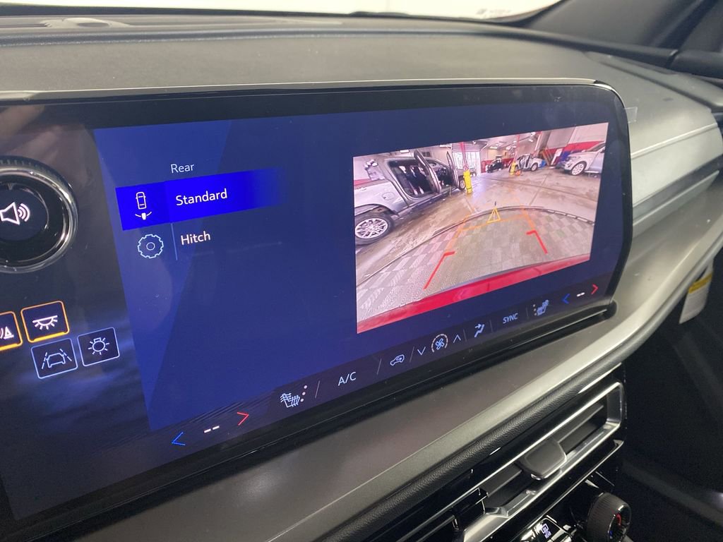 New 2026 Chevrolet Traverse LT w/ LPO, Floor Liner Package image 16