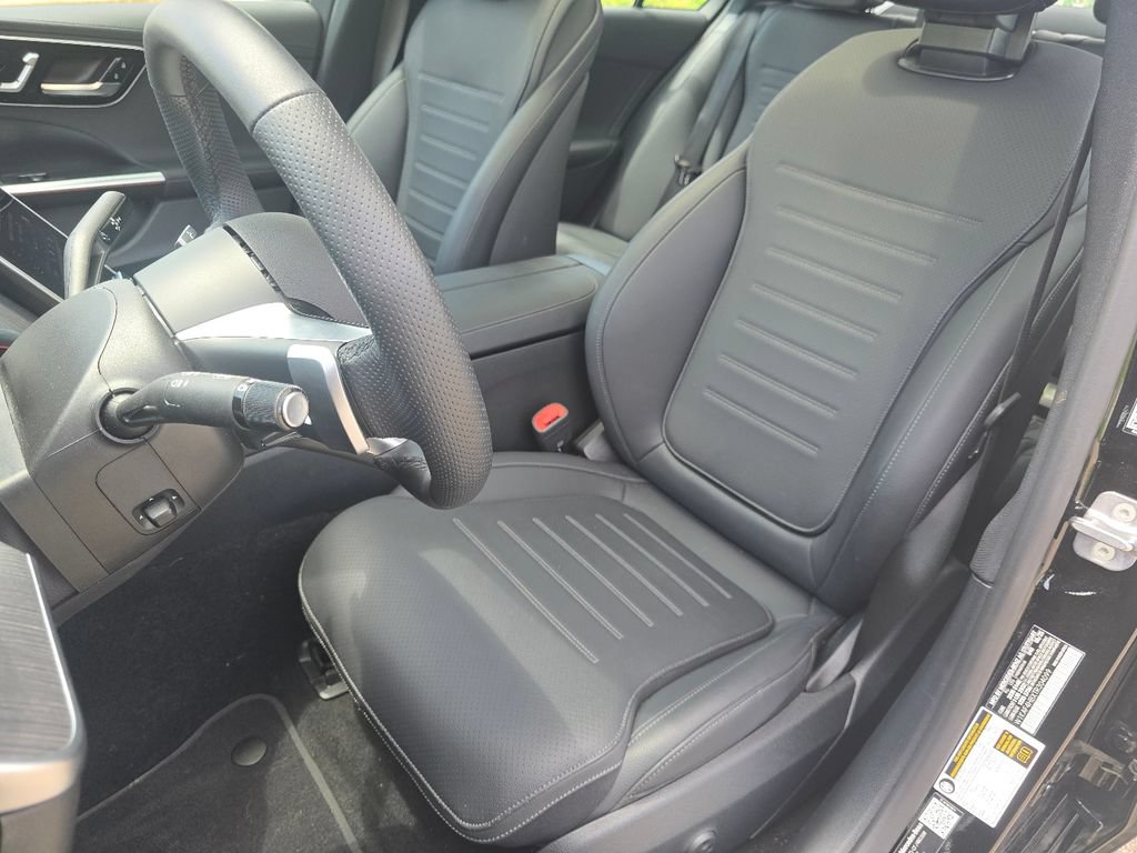 Certified 2026 Mercedes-Benz C 300 4MATIC Sedan image 26