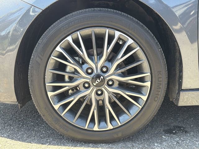 Certified 2023 Kia Forte GT-Line image 10