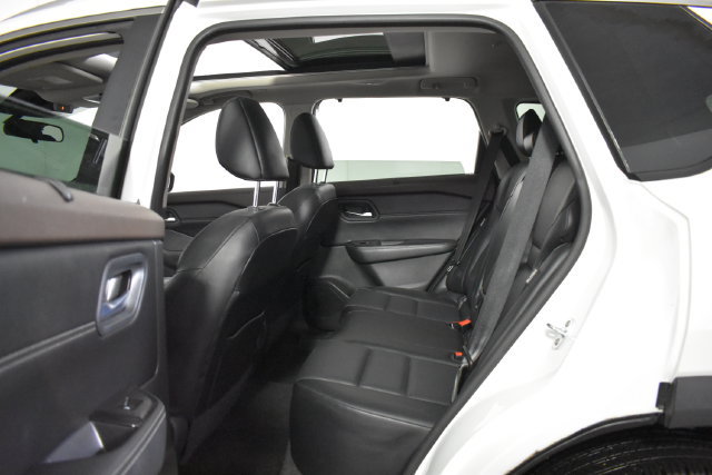 Used 2022 Nissan Rogue SV w/ SV Premium Package AWD/4WD image 27