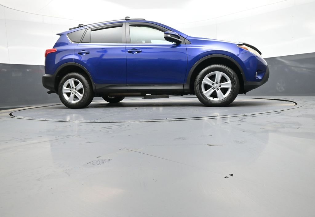 Used 2014 Toyota RAV4 XLE image 29