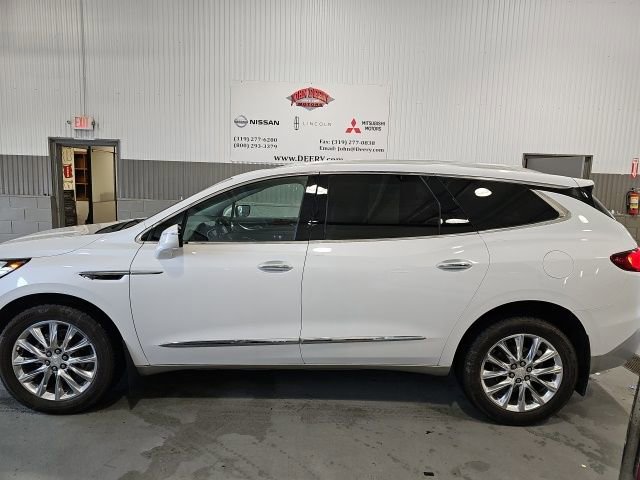 Used 2021 Buick Enclave Premium w/ Sun and Sites Package image 6