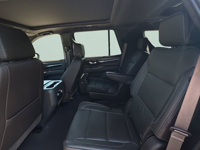 Used 2021 GMC Yukon Denali w/ Denali Premium Package AWD/4WD image 14