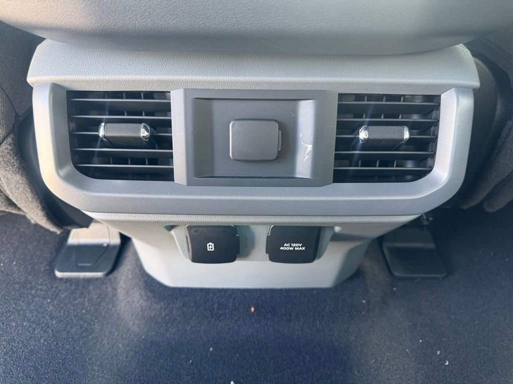 New 2024 Ford F150 XLT w/ Equipment Group 302A MID AWD/4WD image 39