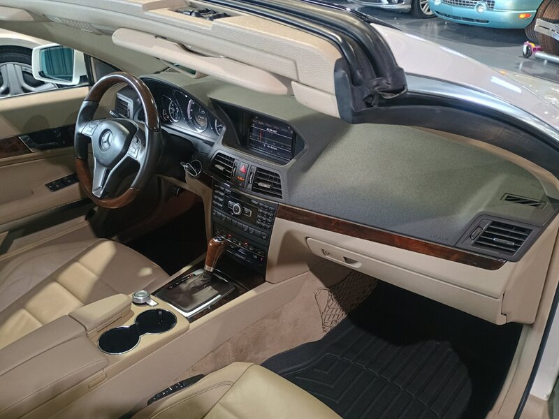 Used 2012 Mercedes-Benz E 350 Cabriolet image 35