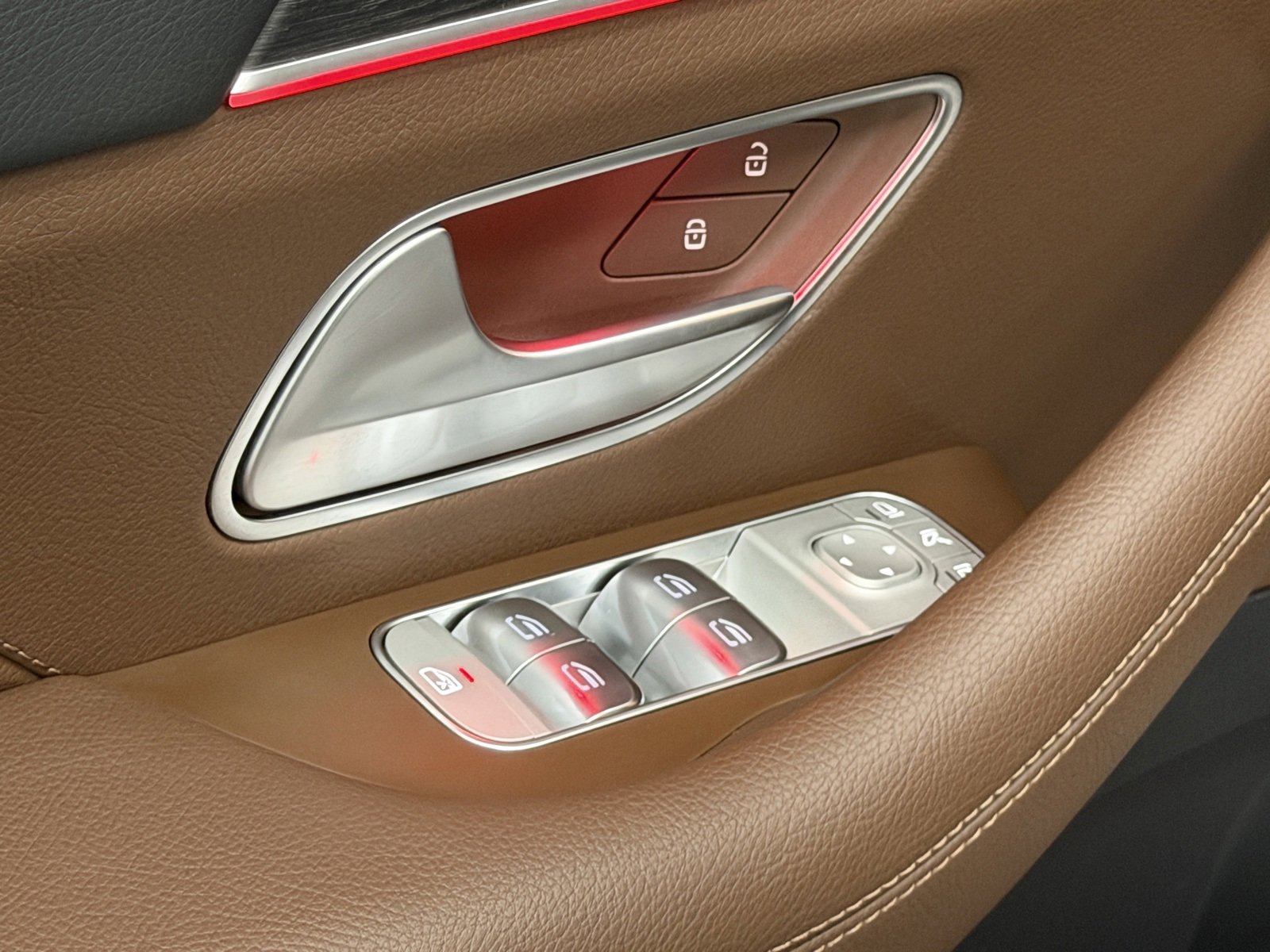 Used 2024 Mercedes-Benz GLS 450 4MATIC image 22