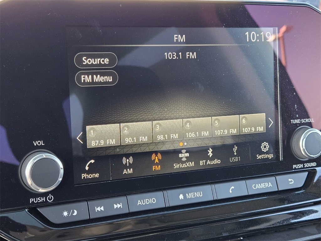 New 2025 Nissan Pathfinder SV w/ SV Premium Package image 24