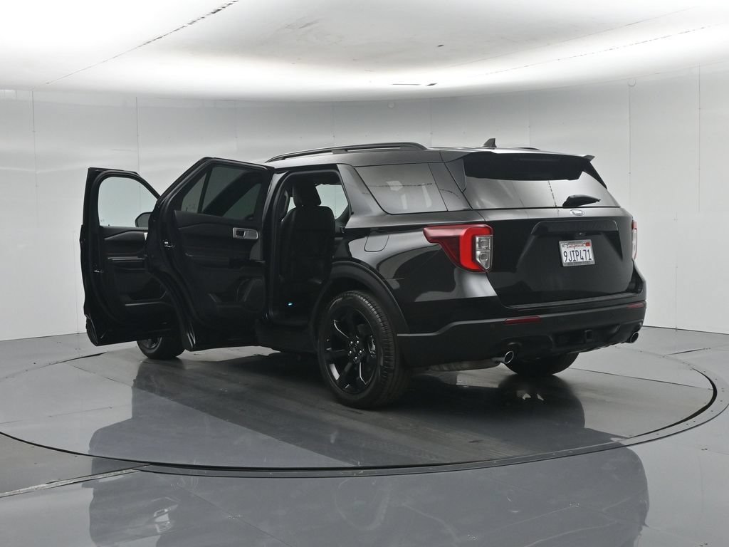 Certified 2023 Ford Explorer ST-Line w/ Class IV Trailer Tow Package RWD image 36