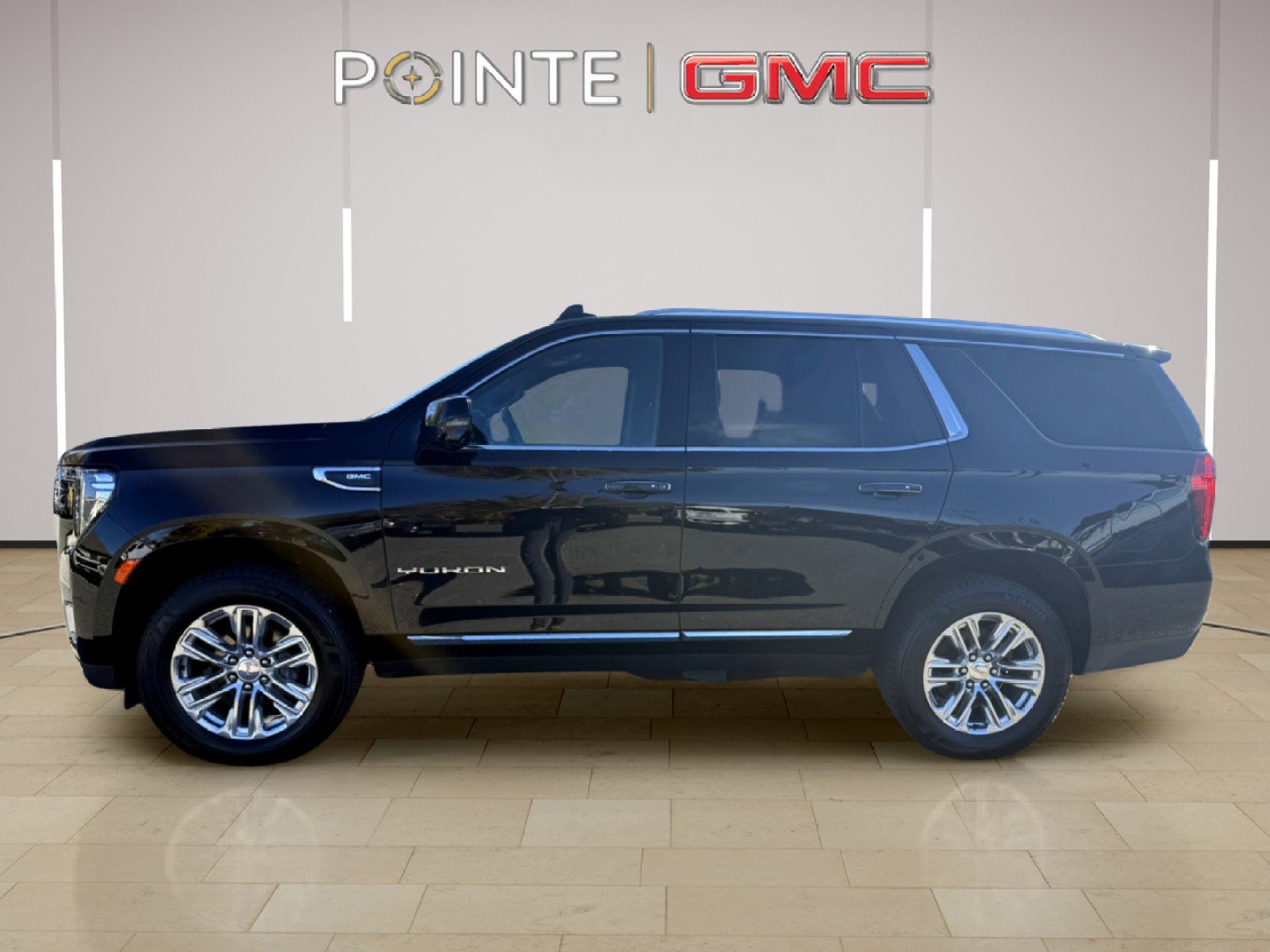 Used 2021 GMC Yukon SLT w/ SLT Premium Package image 10