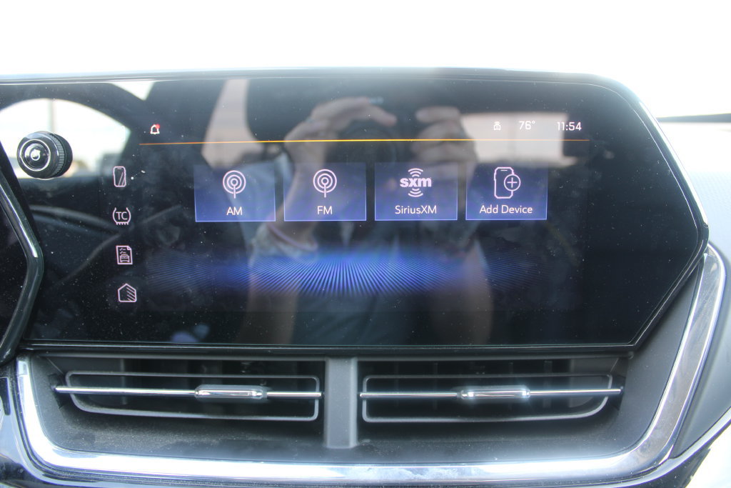 Used 2025 Chevrolet Trax ACTIV w/ Driver Confidence Package FWD image 34