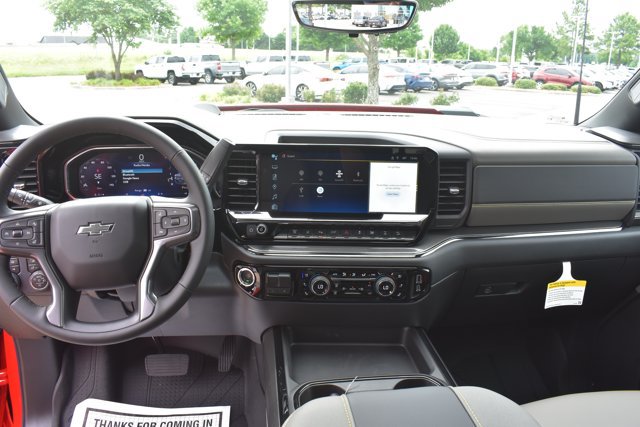 New 2026 Chevrolet Silverado 2500 ZR2 w/ LPO, Dark Essentials Package AWD/4WD image 23
