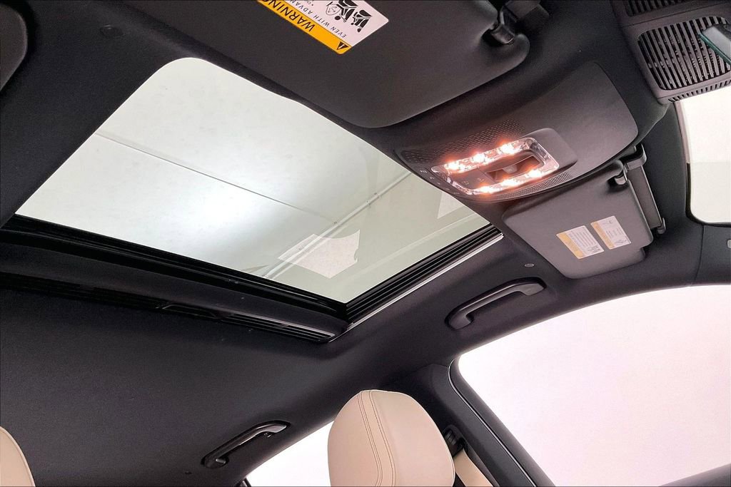 Used 2025 Mercedes-Benz GLE 580 4MATIC image 23