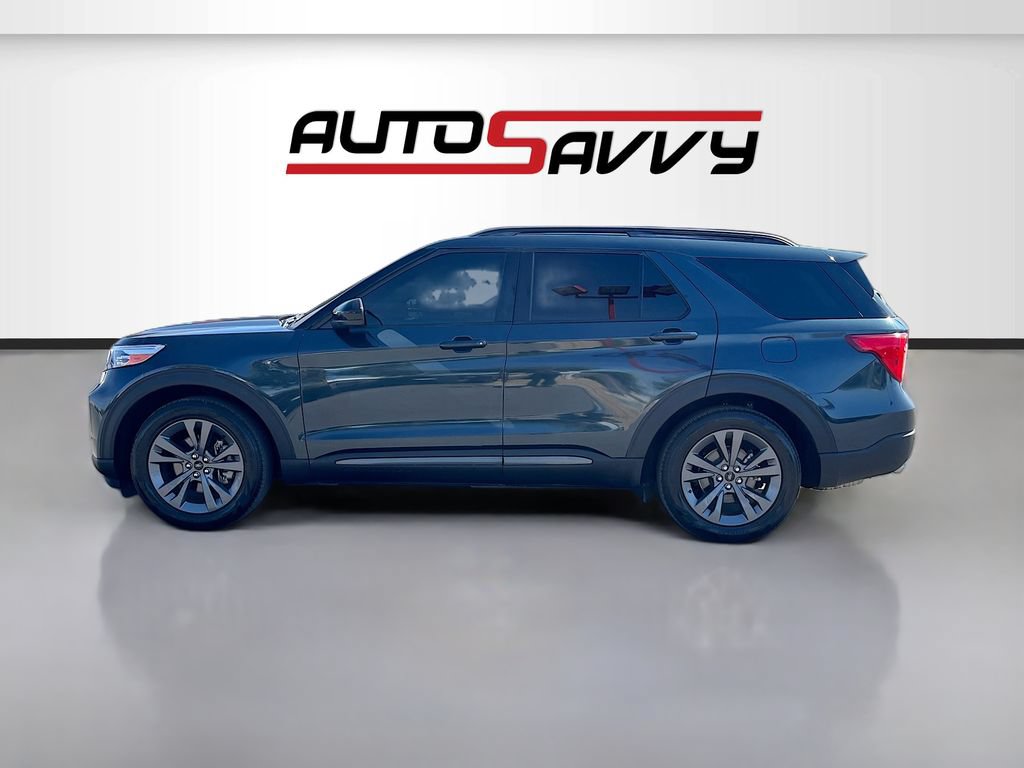 Used 2023 Ford Explorer XLT w/ Equipment Group 202A RWD image 4