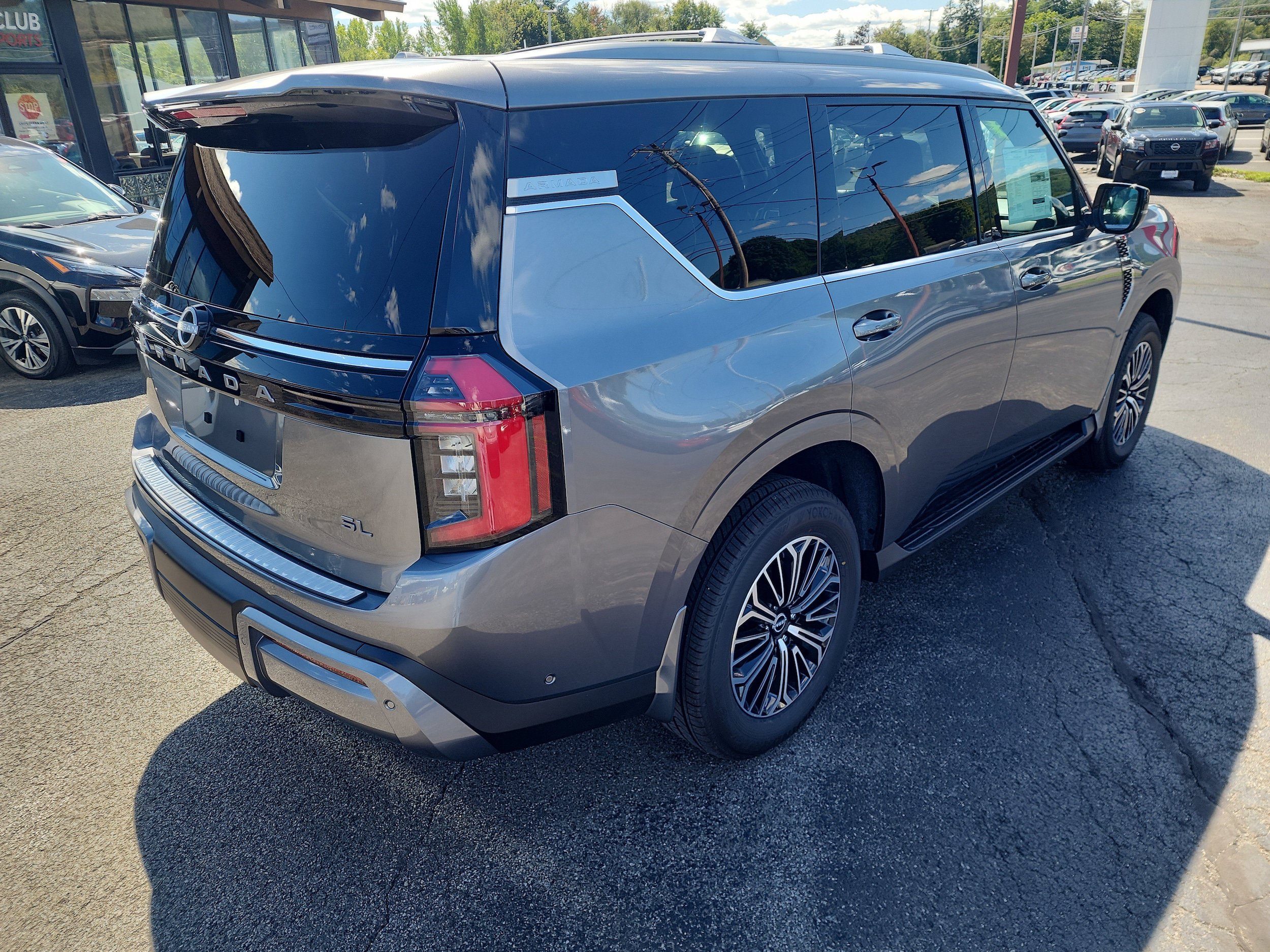 New 2026 Nissan Armada SL AWD/4WD image 8