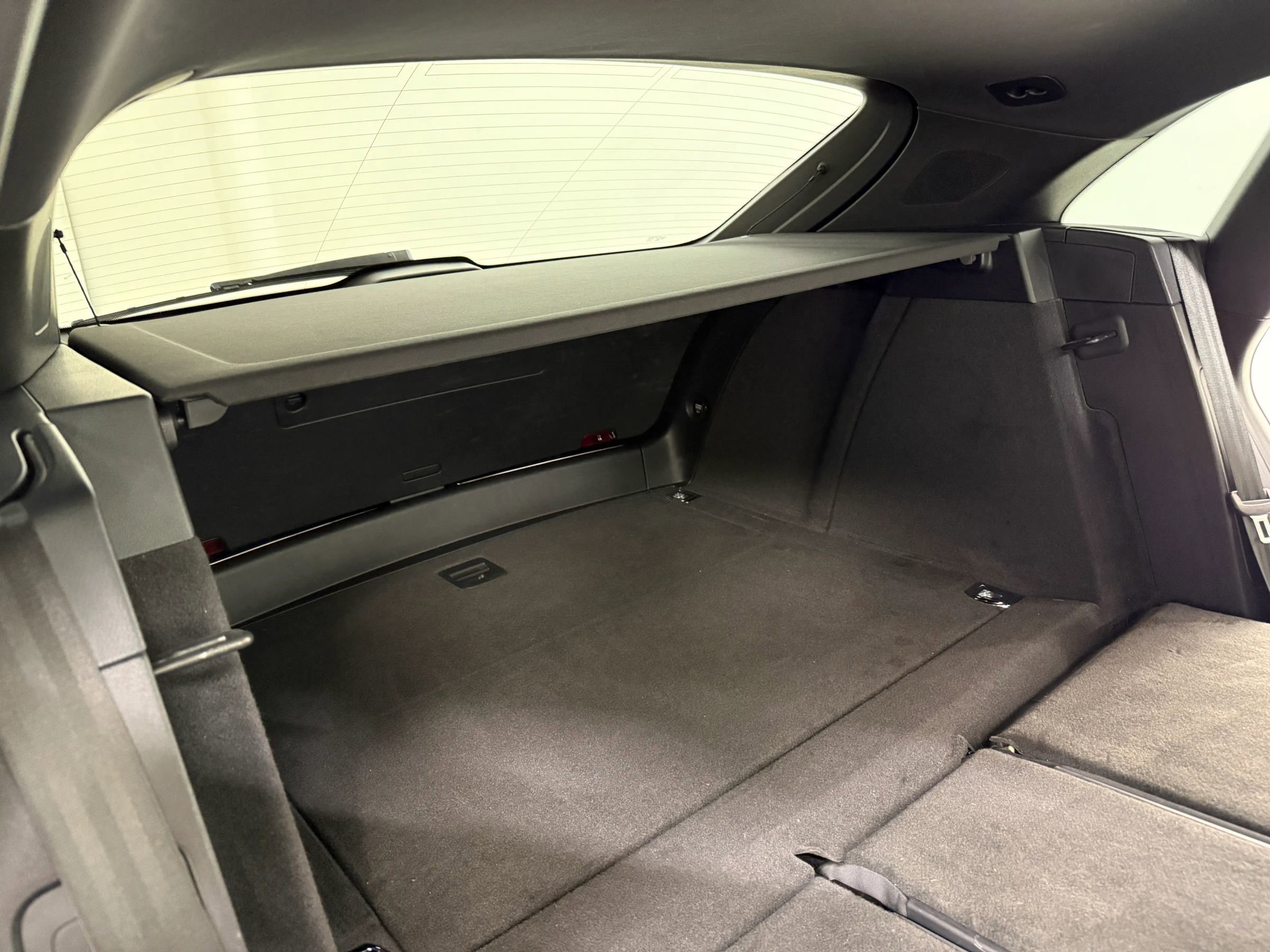 Used 2020 Porsche Macan S image 45