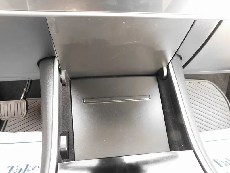 Used 2020 Tesla Model 3 Standard Range Plus image 35