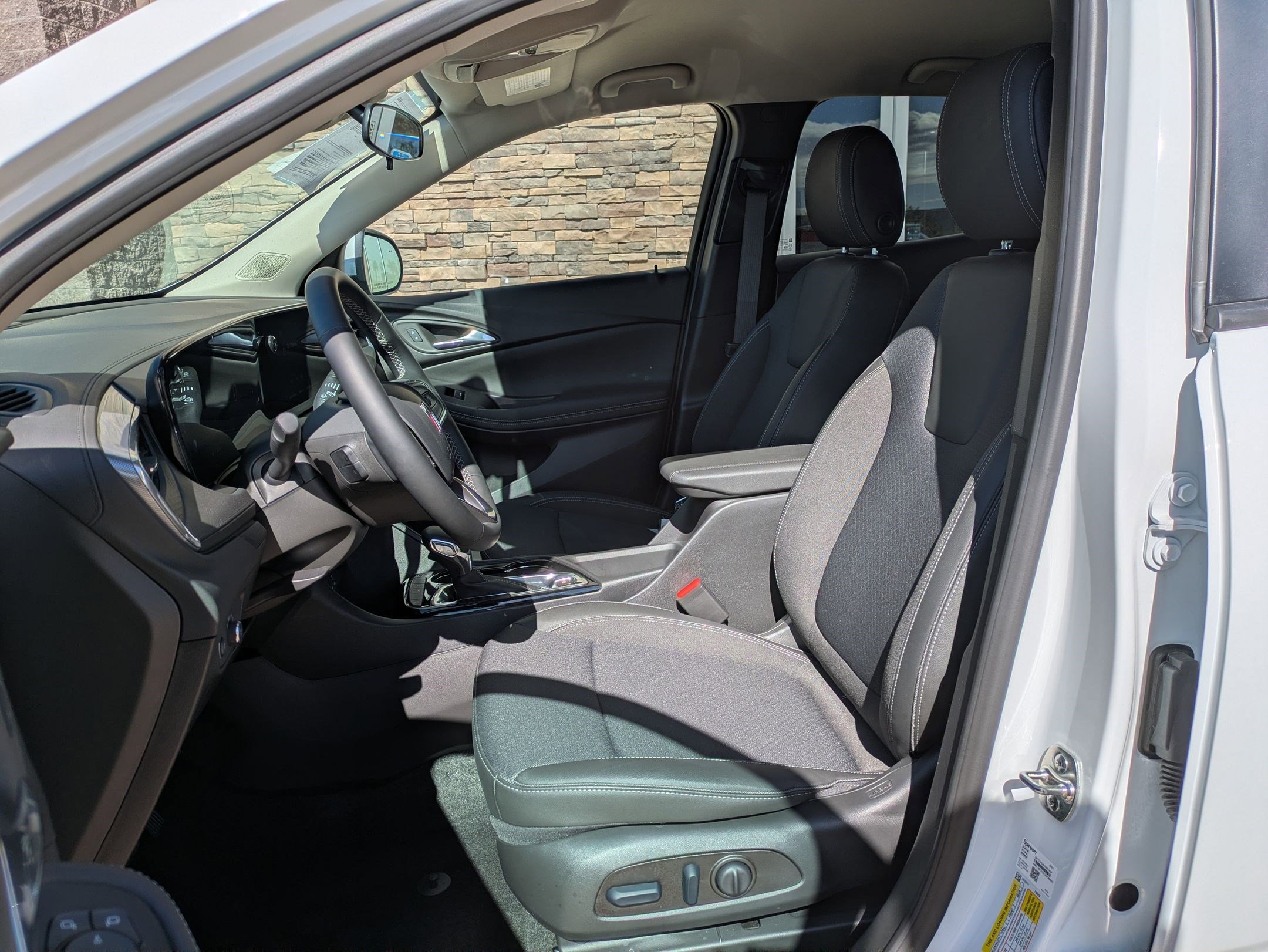 Certified 2026 Buick Encore GX Preferred w/ Comfort Package image 23